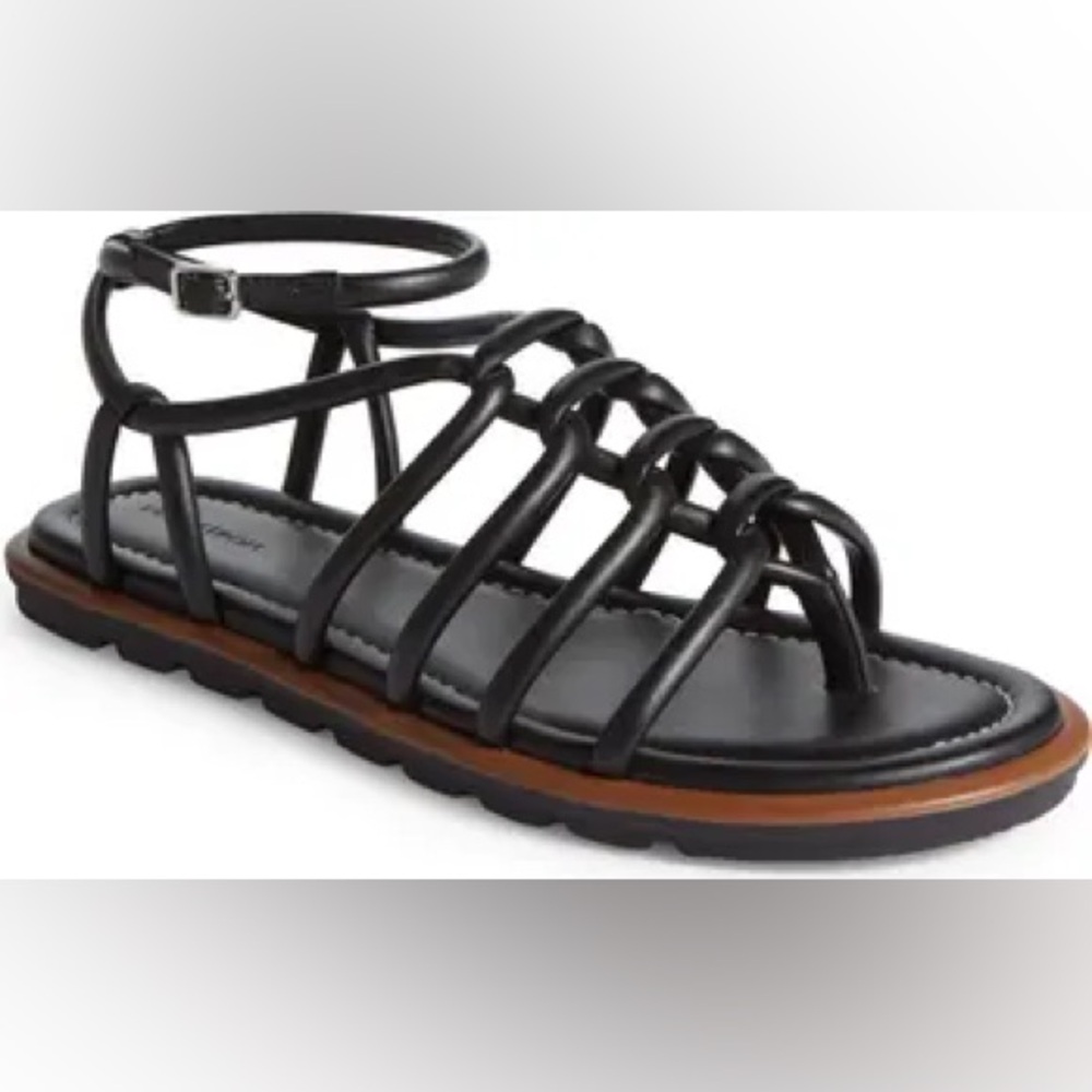 Nordstrom sandals Women's black Strappy Sandals size 9